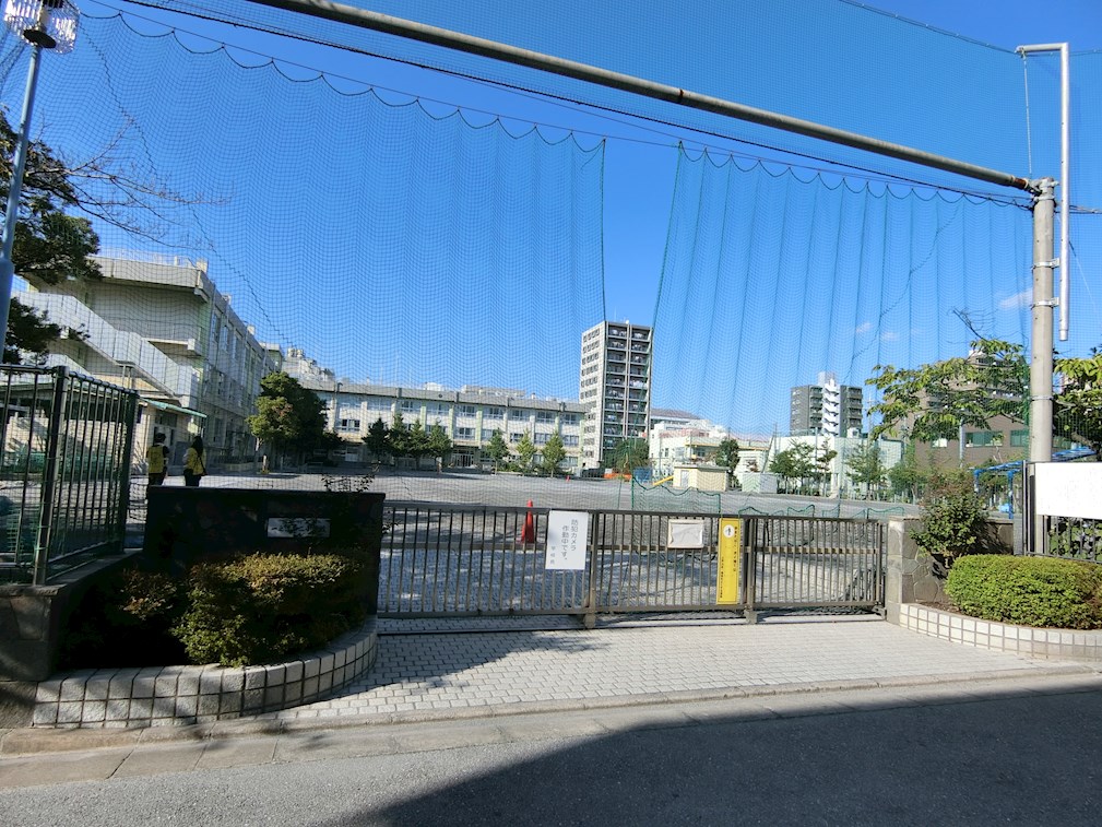 リンテージコート一之江 小学校