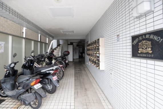 トップ尾久駅前 ロビー
