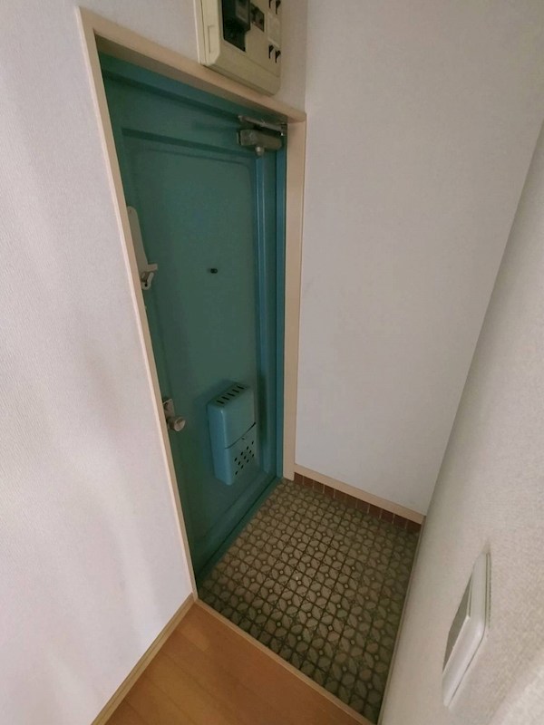 谷口ビル  玄関