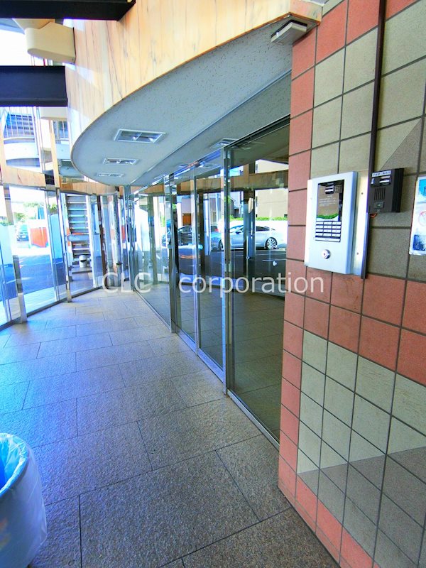 クリスタルタワー ロビー