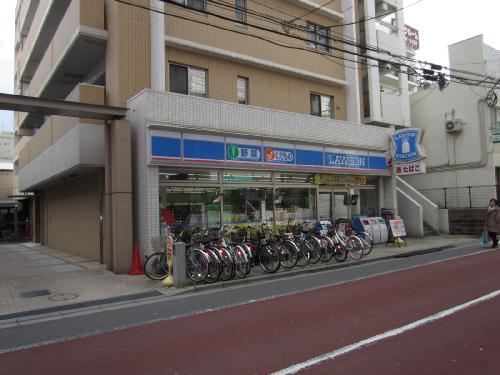 ハーモニーテラス十条 コンビニ