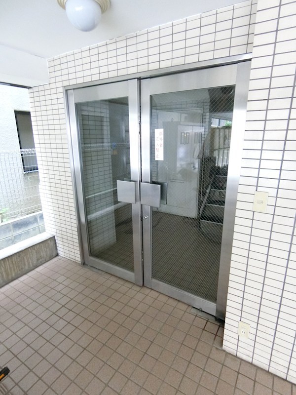 メゾン小川 エントランス