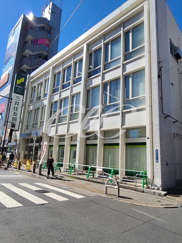 メゾン小川 銀行
