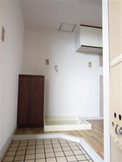コーポサンヒルズ 玄関