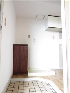 コーポサンヒルズ 玄関