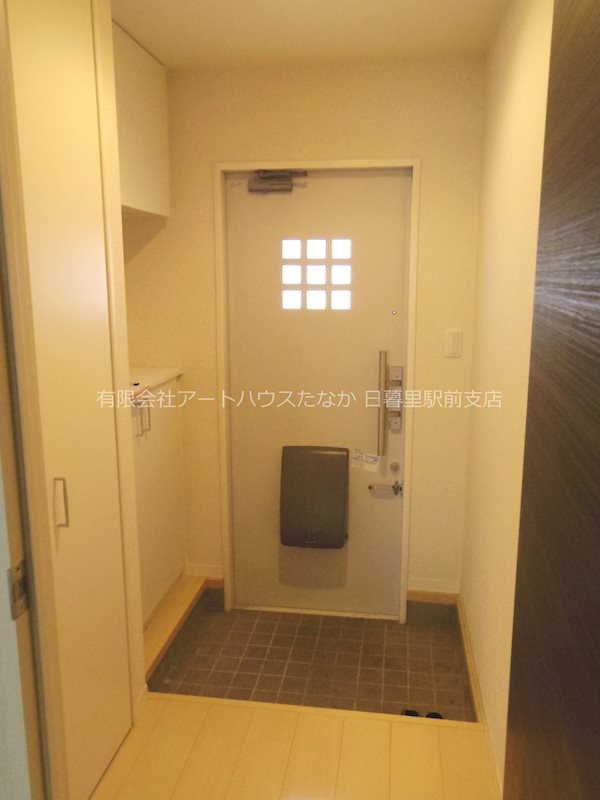 ディアスEGAWA 玄関