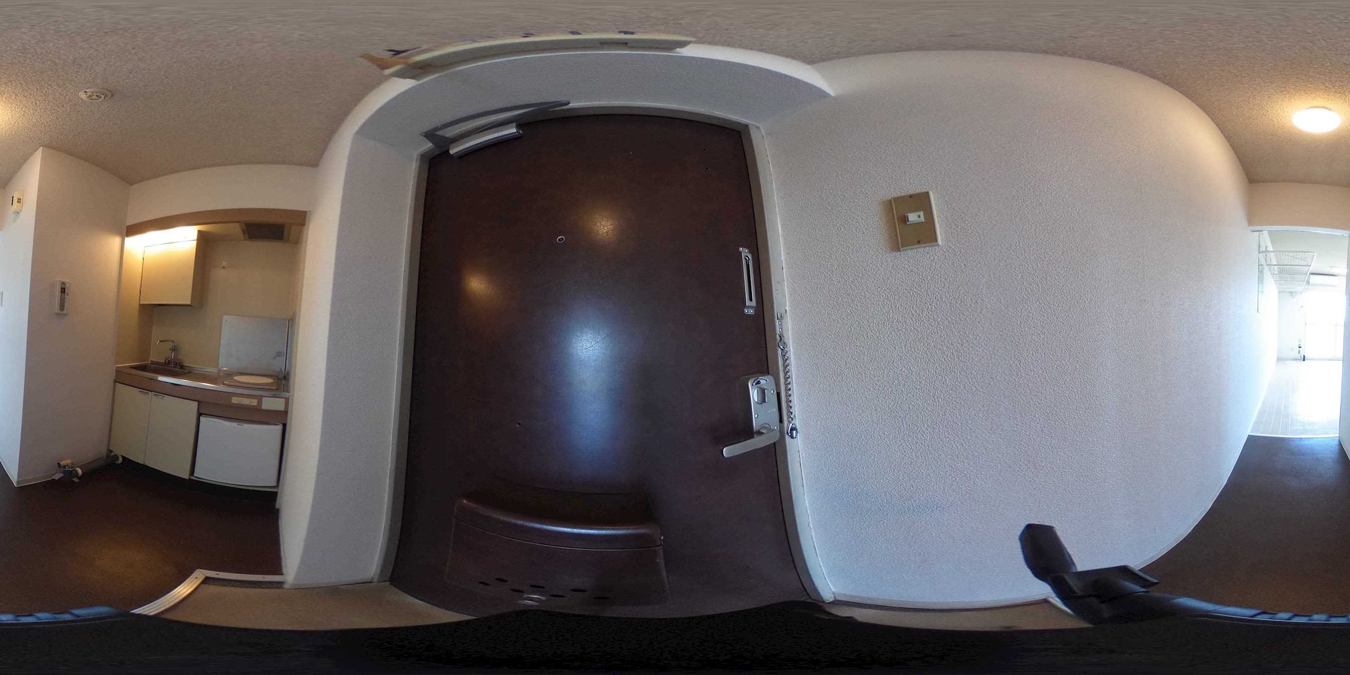 サンポート・６ 玄関