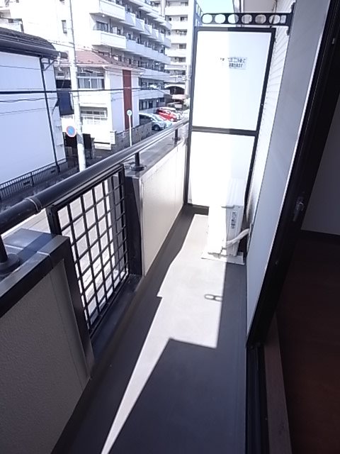 アヴニール萩野町 ベランダ