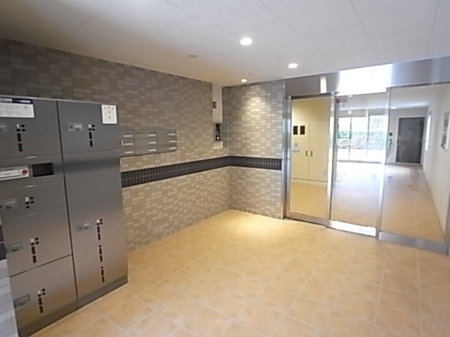 ルミエール　エイトク一番町 ロビー
