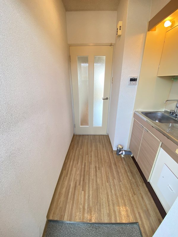 サンポート・６ 玄関