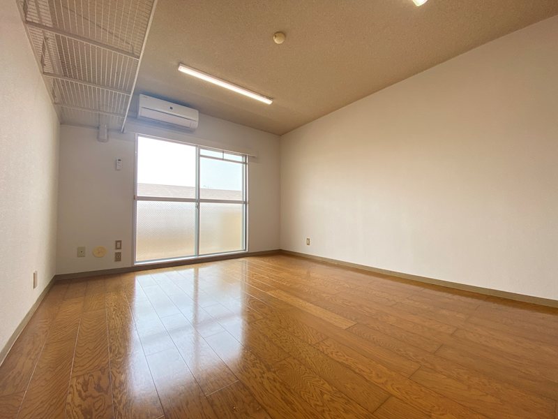 サンポート・６ リビング