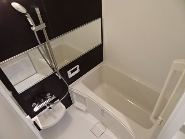 シーズンフラッツ一番町 風呂画像