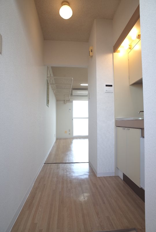 サンポート・６ 玄関