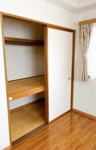 ＳＤハイツ古城Ａ棟 収納