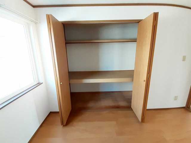 フィオーレ八木山 収納