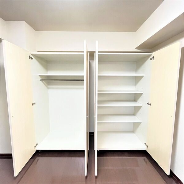 ヴィアーレ勾当台Ⅱ 収納