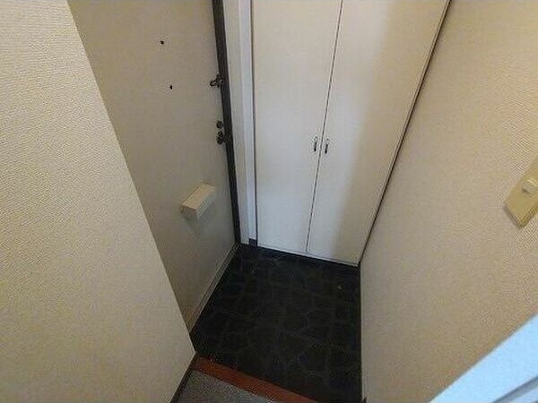 ライオンズマンション北目町第2 玄関