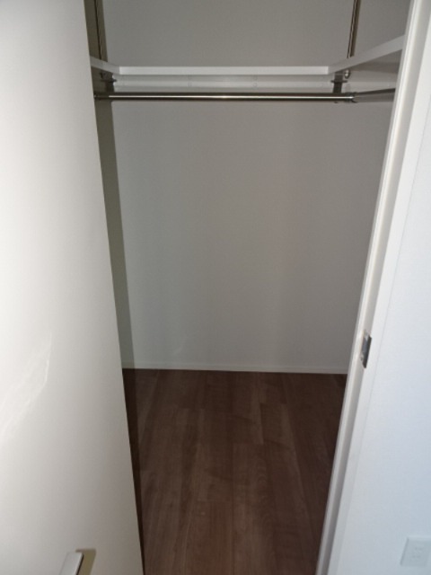 シーズンフラッツ一番町 収納