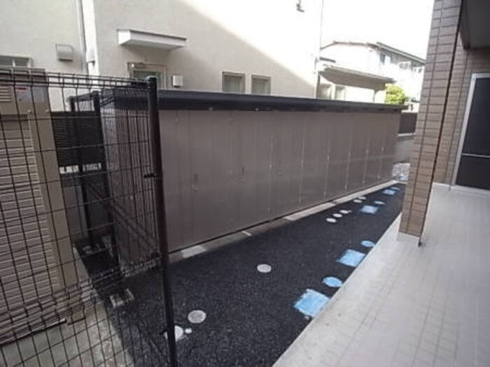 エトワール上杉 駐車場