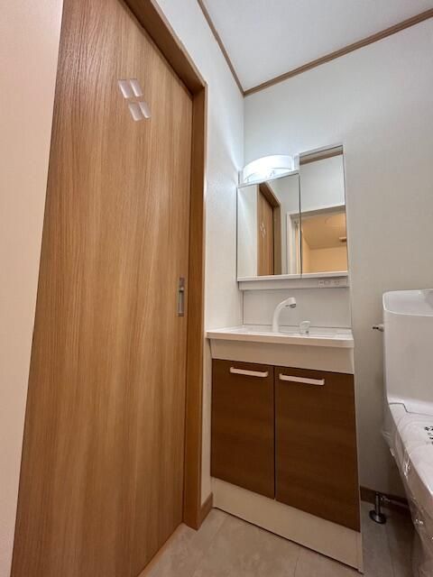 Ｉｉｅ　Ｓａｉｎｔ－Ｌｏｕｉｓ　Ⅰ 洗面所