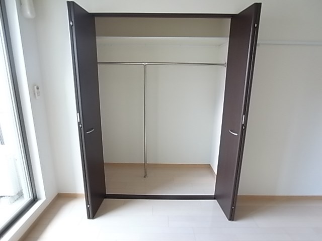 ヴィアーレ勾当台Ⅰ 収納
