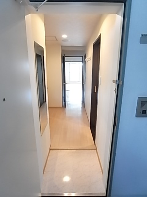 ヴィアーレ勾当台Ⅰ 玄関