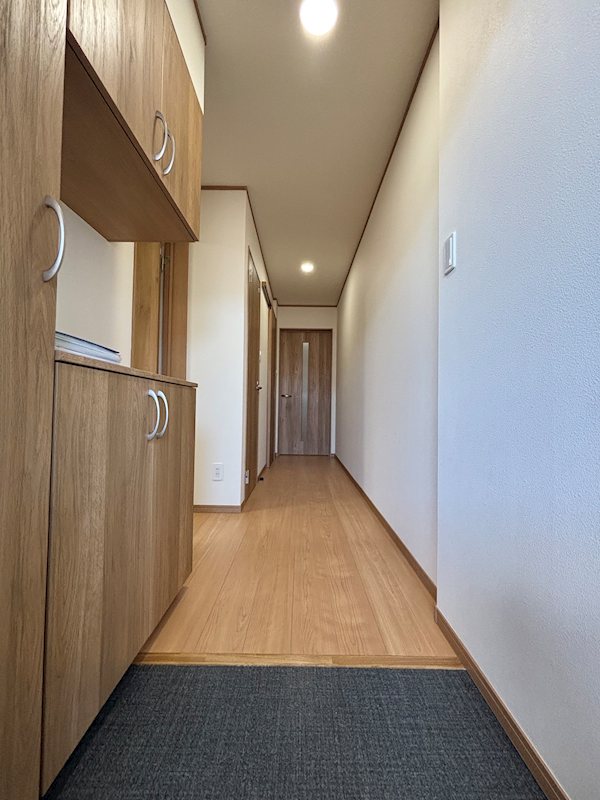 コンフォール宮千代 玄関