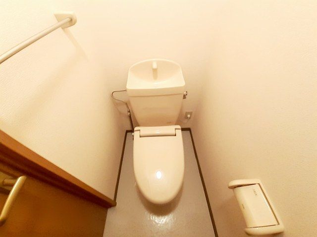 コーポライフながまち トイレ