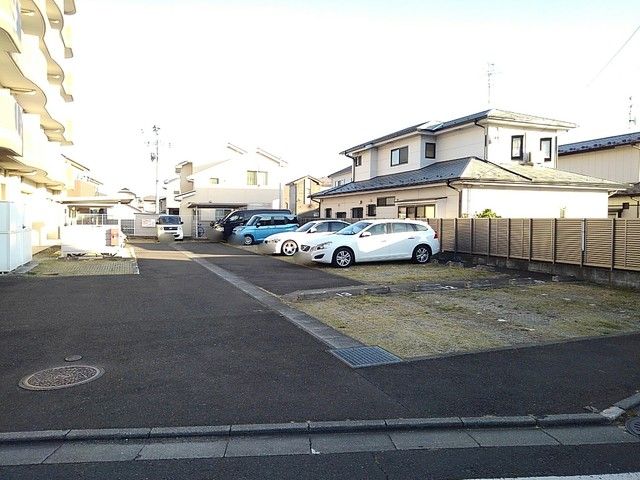 高染Ⅸ館 駐車場