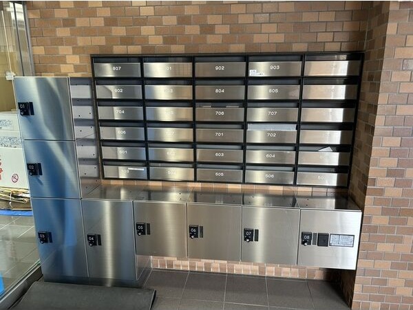 ライオンズマンション福田町 エントランス