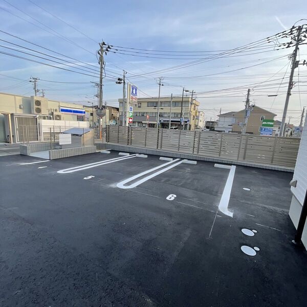 パセオプラシード連坊 駐車場