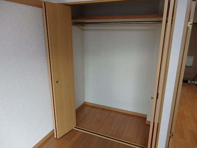 フレンドリー壱番館 収納