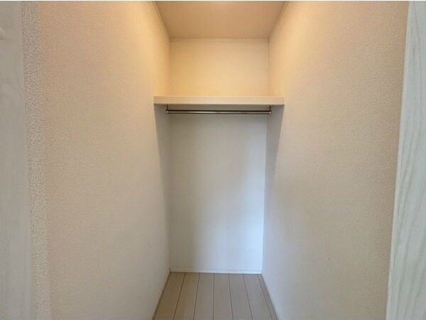シュケット泉中央 収納