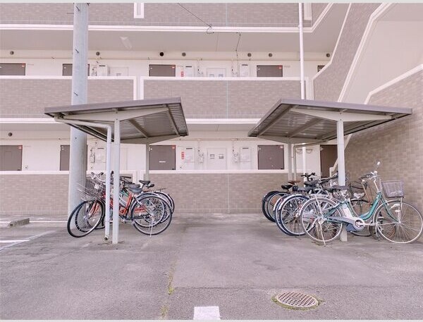 グランデアオキ 駐車場