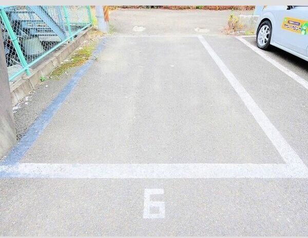 オアシス長町A 駐車場