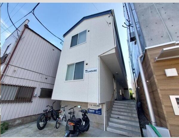 T’S　HOUSE ロビー