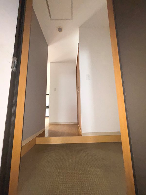 あかさかマンション 玄関