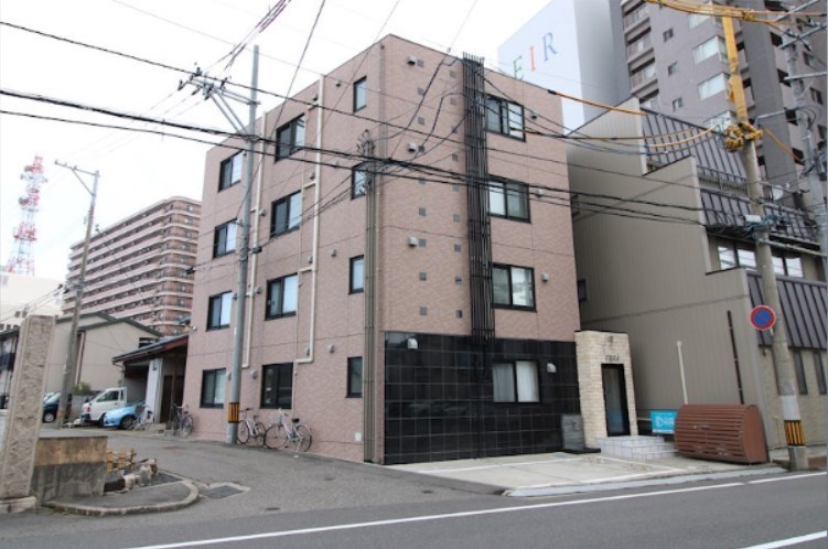 ＣＲＥＡ 302号室 外観