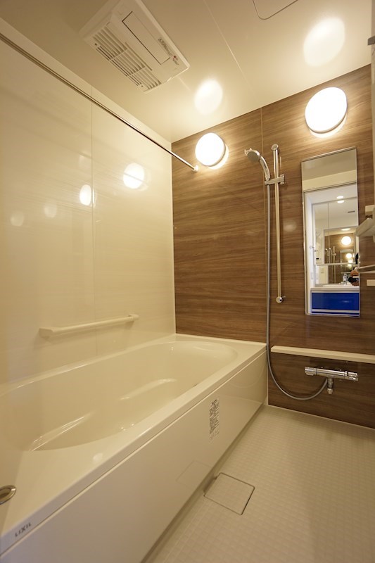 ロイヤルパークスER万代 その他3