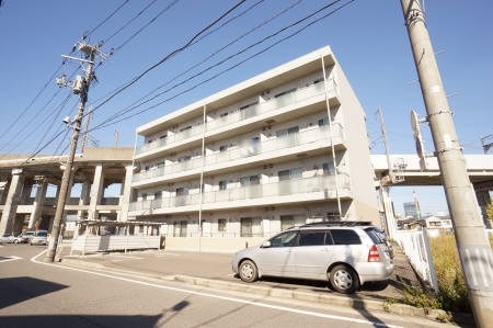 セリージャデトーア 302号室 外観