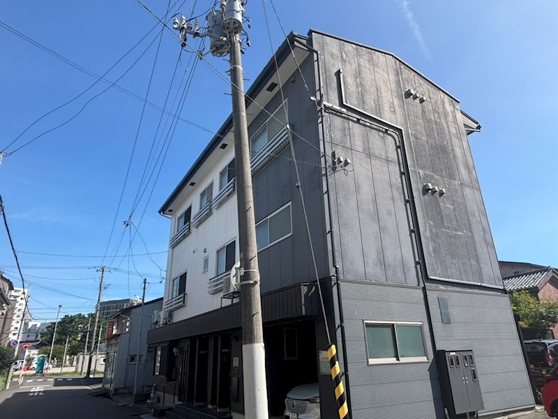 ラフィネ中大畑 外観