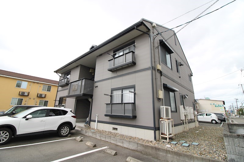 ラフィーネ鐙　E 103号室 外観