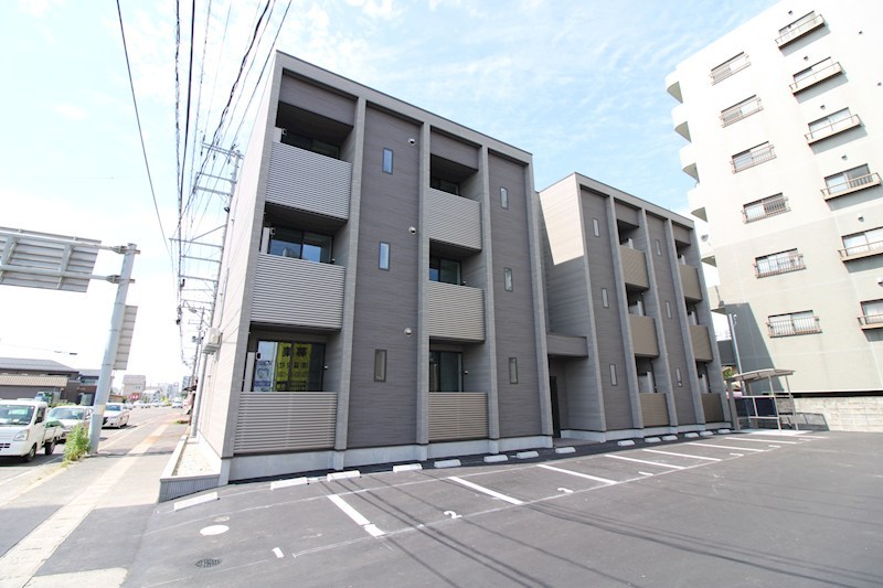 ベレーザ亀田駅前 303号室 外観