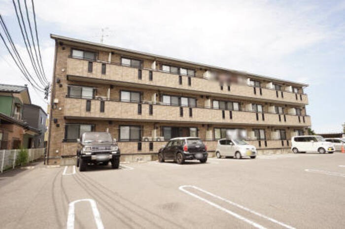 クロイシング 101号室 外観