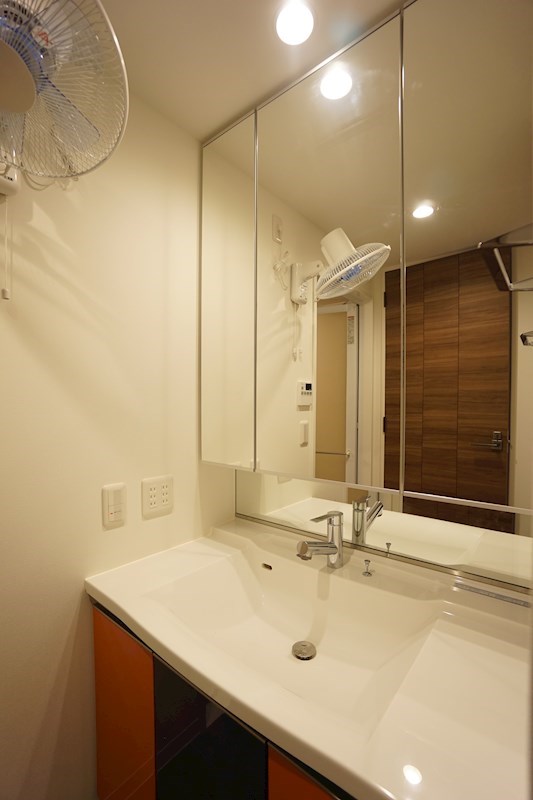 ロイヤルパークスER万代 その他7