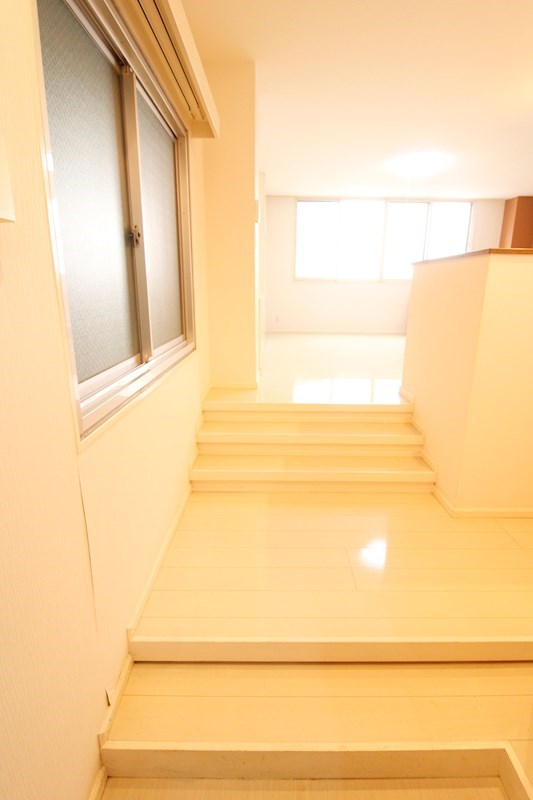 ＷＥＳＴ　ＳＴＵＤＩＯ　Ｂｌｄｇ その他13