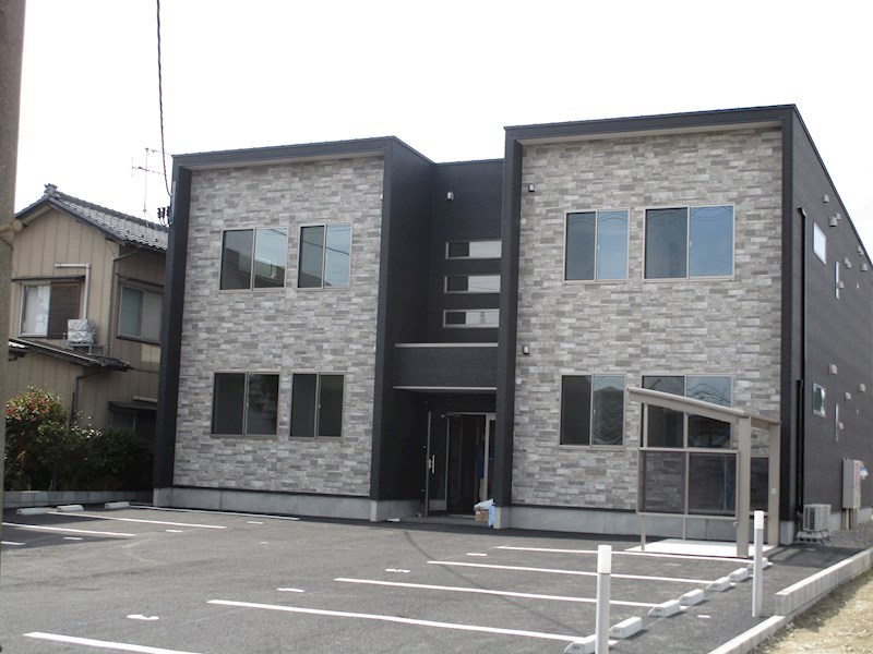 グレイス燕吉田 102号室 外観