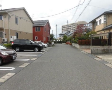 マニャーナ 駐車場