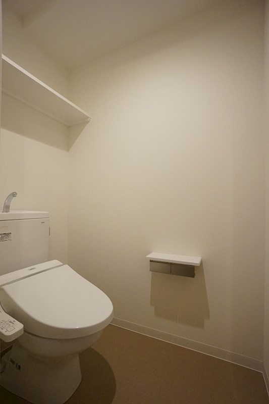 ロイヤルパークスER万代 その他8