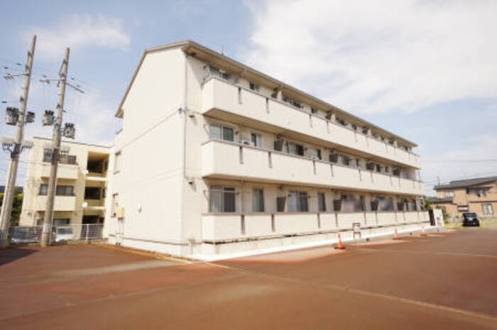 エミネンス　B 201号室 外観